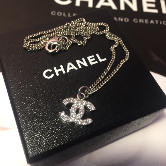 CHANEL Jewelry - Chanel silver crystal CC pendant necklace